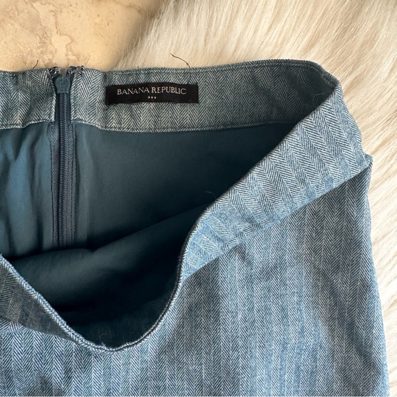 Banana Republic Houndstooth Pencil Skirt - Picture 3 of 6